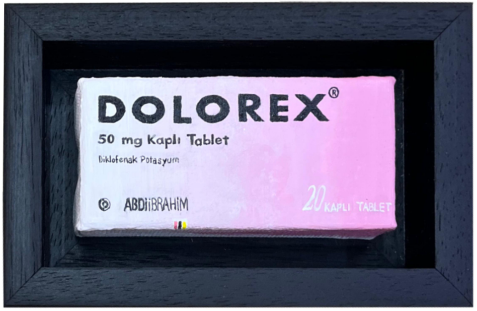 Dolorex, 2025, tuval üzerine akrilik boya, 4x9 cm.
